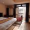 Hotel The Narayani Continental