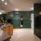 Revived Condo with Pool and 20 minutes from parks - Davenport