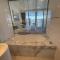 4 Bedroom Huge Sub Penthouse Oracle Level 31 Magnif VIEWS 260m2 Family Skyhome Sleeps 8 Adults and 2 Children, Sofa Bed Portacot, High Chair Central to Everything Resort Skyhome 5 STAR Luxury