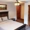 Clear Creek Inn