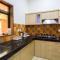 StayVistas B-22 Autumn with Private Pool & Terrace