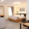 Roloi suites