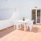 Apartamentos Cala Llonga
