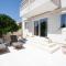 BUKY HOUSE