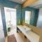 De Lux Mythical SPA 8
