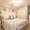 Fourwinds 502 -Stylish Beachfront Condo w/Hall Bunks No Elevator from 4/4-5/24 - 奥兰治海滩