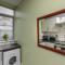 Stockton town centre studio apartments free parking and Wi-Fi