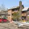 Cozy Top Floor Condo with Mountain Views - بارك سيتي