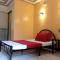 RedDoorz @ Solid Rock Guest House Baler - Dipaculao