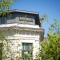 Le Magic Hôtel & Spa - Château - Centre Historique - Gare TGV - Parking - Bornes de Recharge - Séminaires