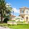 Luxury Villa - 75 inch smart TV, Upgrades throughout! 20 minutes to Disney