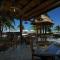 Casa del Jaguar Beach Hotel