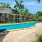 Baden 70 Rainbow Shores