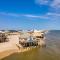 Villa Delphinus - Beachfront! and Pet Friendly! Feel the ocean breezed and hear the waves lapping right at your doorstep! home - Dauphin Island