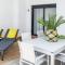 DJC - Modern 2 bedroom apartment close to beach