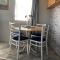 Norfolk Poppy Caravan - Sleeps 4 - WiFi and Sky TV Included - 伯克顿