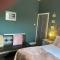 Inn Cardiff