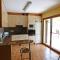 Chalet con piscina (A)