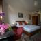 EGO Residence Ferrara & City Center Apartment