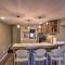 Deck and Fire Pit Lake-View Osage Beach Home! - 欧塞奇比奇