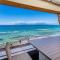 Direct Oceanfront Views Modern Penthouse in Paradise - Kahana