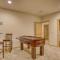 Barlow Trail Lodge - Meredith Lodging