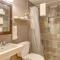 River Breeze Chalet - Meredith Lodging