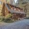 Bear Den Log Cabin - Meredith Lodging