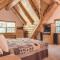 Bear Den Log Cabin - Meredith Lodging