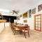 Luxury Penthouse 5 BDR 3 Bath Twin Rain Showers 365 sq mtrs