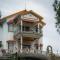 Ram Cottage Chail 3 BHK villa with Lawn & Parking