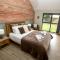 Pass the Keys Hemmel Barn - Ideal Family Getaway - Pet Friendly - Market Rasen