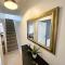 ***3 bedroom Home away from Home with BBQ grill***