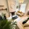 ***3 bedroom Home away from Home with BBQ grill***