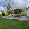 1 Bed retreat-Sleeps 2-Secure parking-Garden