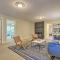 Bright Cary Home with Deck Less Than 15 Mi to Raleigh! - كاري