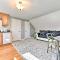 Trolley Apt Upper Steps to Village Trail and Canal! - Pittsford