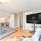 Trolley Apt Upper Steps to Village Trail and Canal! - Pittsford