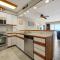 Beach Blanket - Spacious condo with Private beach access and resort amenities! condo - 库尔海滩