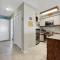 Beach Blanket - Spacious condo with Private beach access and resort amenities! condo - 库尔海滩