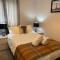 Aqua Dreams - Serviced Luxury Modern Belfast City Centre 2 Bed Apartment