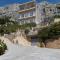 Apartments with parking space Mimice, Omis - 2805