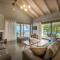 Artina Luxury Villa