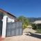 Joli Chalet dans une ferme Pour familles exclusivement près ifrane