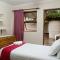 Uyolo Guest Logde - Port Elizabeth