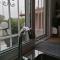 Detached renovated cottage with a garden 3 min walk from the beach