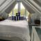 Gorgeous Bruton Chic Lakeside Boat House. - Bruton