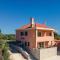 LOVRO Luxury apartment with Jacuzzi and terrace sea view