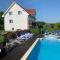 Sunny Apartament PUSTKOWO -SUNNY SIDE BALTIC-