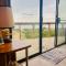 IdleWild - Secluded Absolute Beachfront Escape